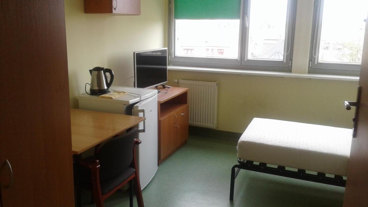 Dom Studenta Bulionik Akademia Kaliska Pansiyon Kaliszki Dış mekan fotoğraf
